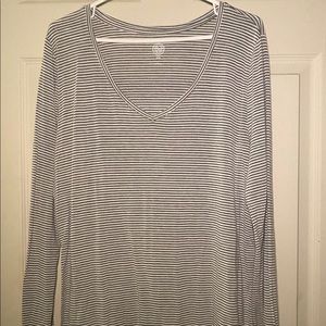 Long sleeve striped shirt